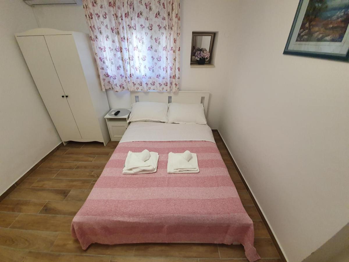 Rustic House Diklo 20M From The Sea Apartment Zadar Exterior foto